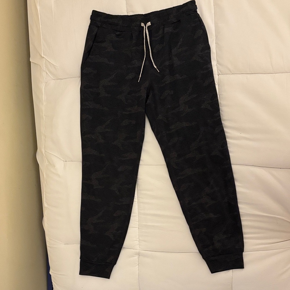 Vuori Black Camouflage Joggers